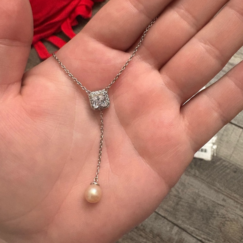 Vantel pearls sugar cube necklace Peach Pearl Necklace